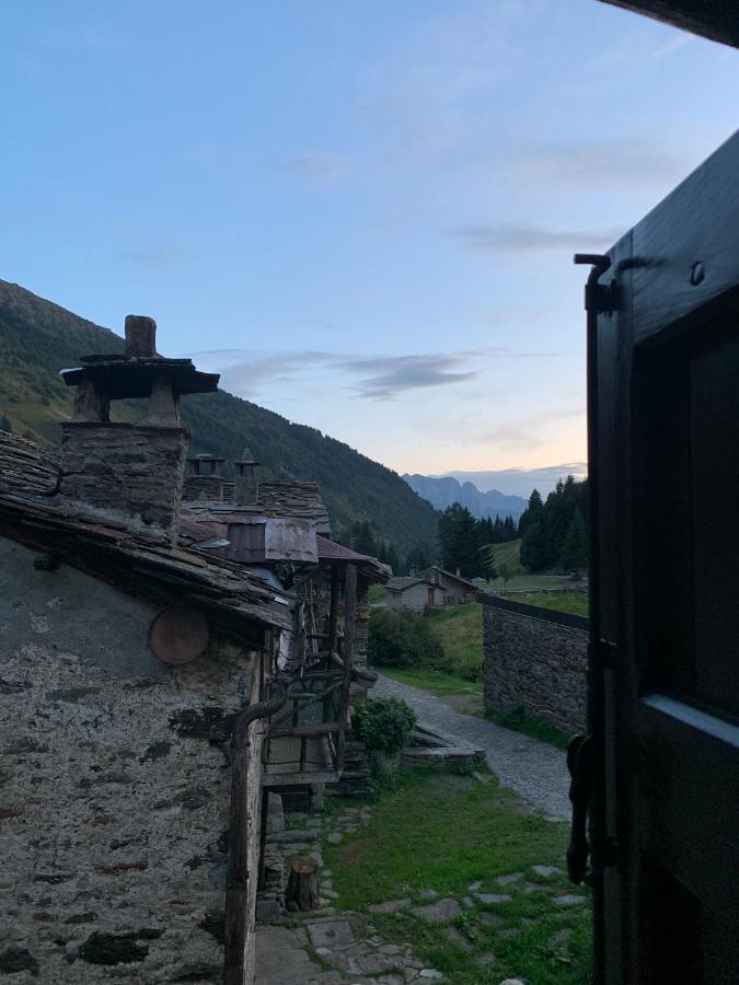 Baita Mirellina - Case Di Viso Ponte Di Legno Exteriör bild